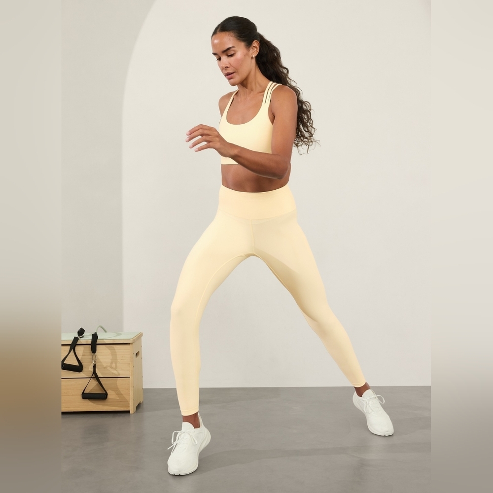 Athleta Interval Stash 7/8 Leggings